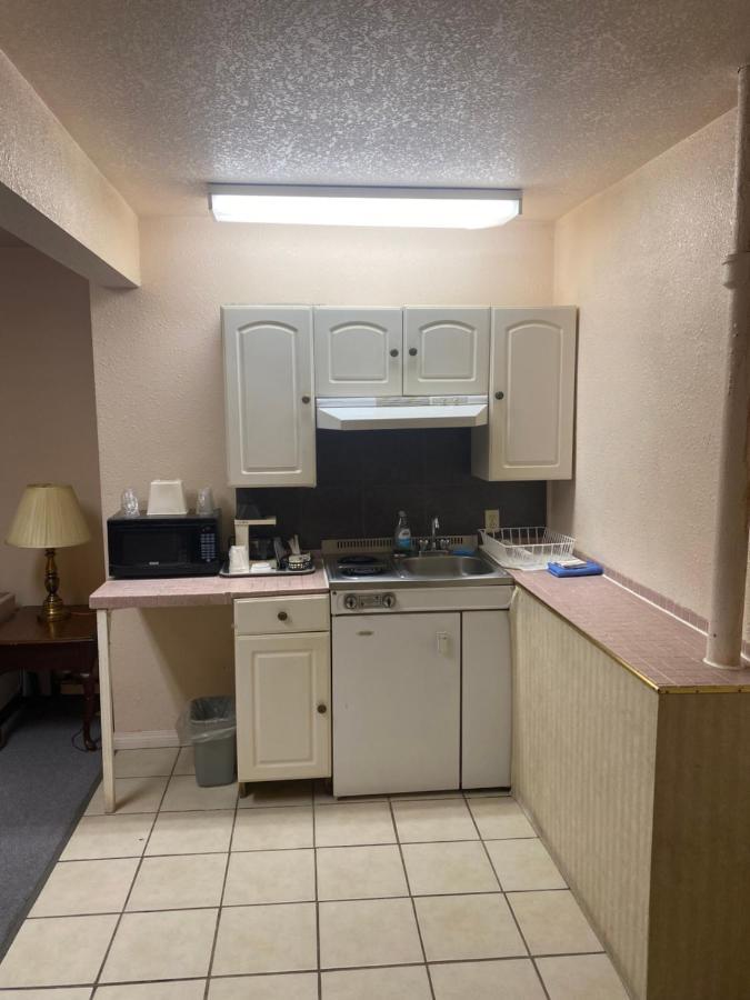 Chinook Motel Lethbridge Extérieur photo